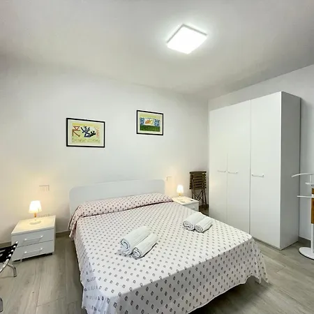 Ida Palace, Nuovo Deluxe Fronte Mare Lägenhet *