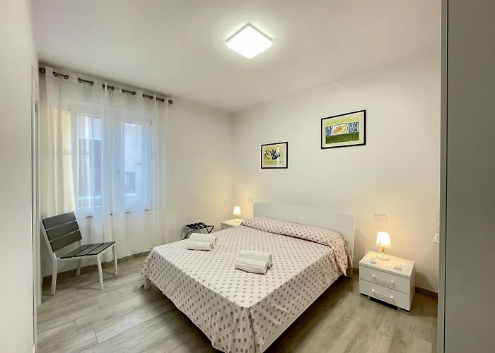 Apartamento Ida Palace, Nuovo Deluxe Fronte Mare *
