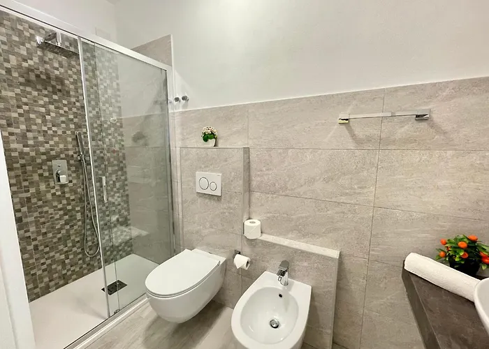 Ida Palace, Nuovo Deluxe Fronte Mare 스틴티노